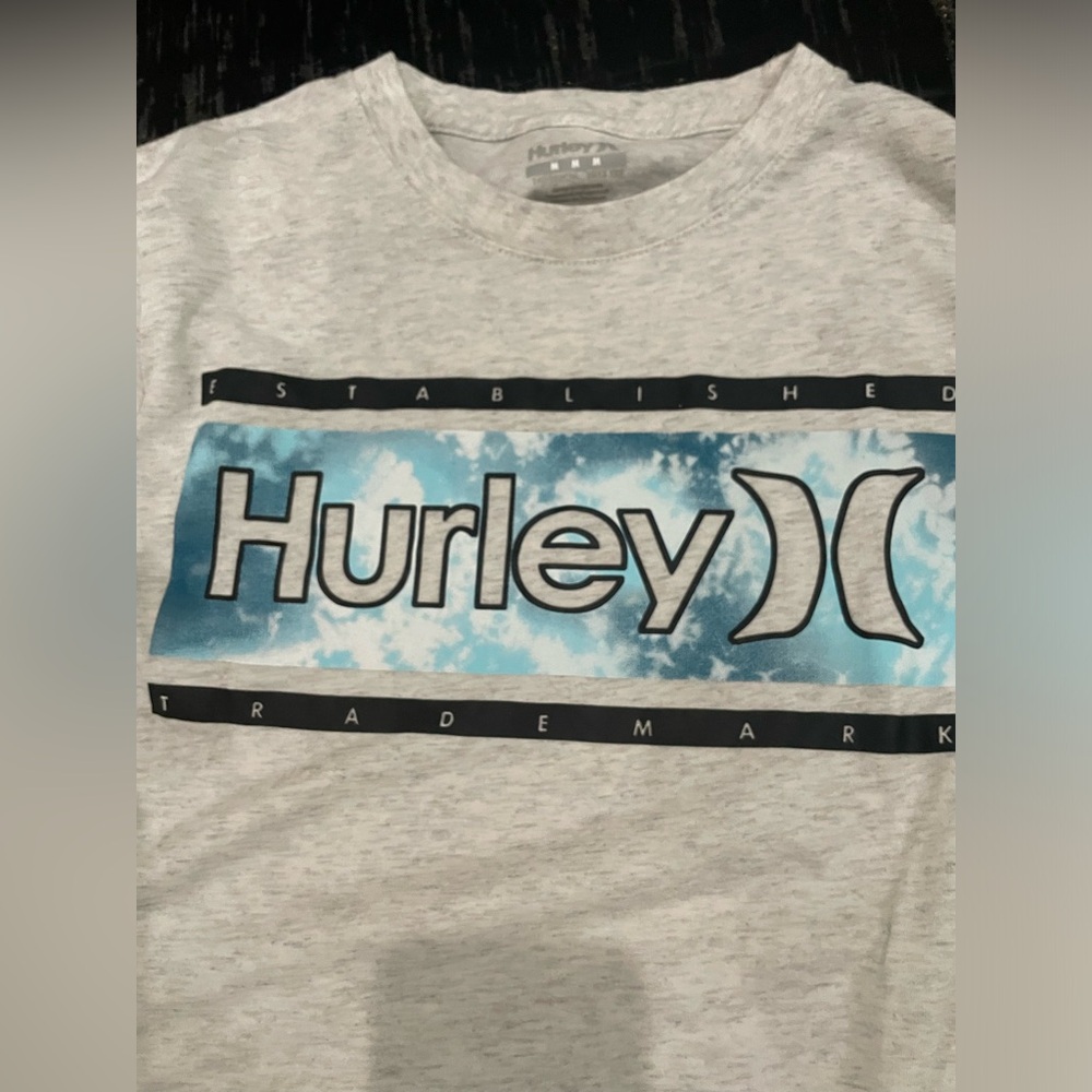 Boys 10/12 long sleeve Hurley t-shirt